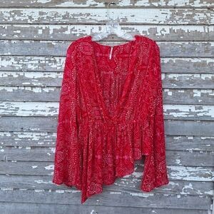 🌟 Free People Red Bohemian Women's Top Size Medium